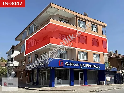GÜRKAN GAYRİMENKUL PAZAR YERİ YAKINI CADDE ÜZERİ 3+1 DAİRE